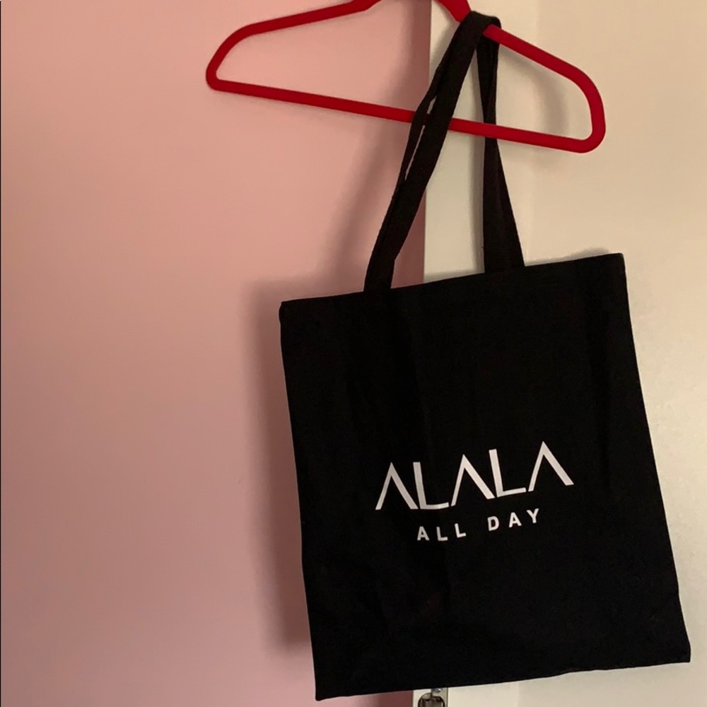 (ALALA) black canvas tote